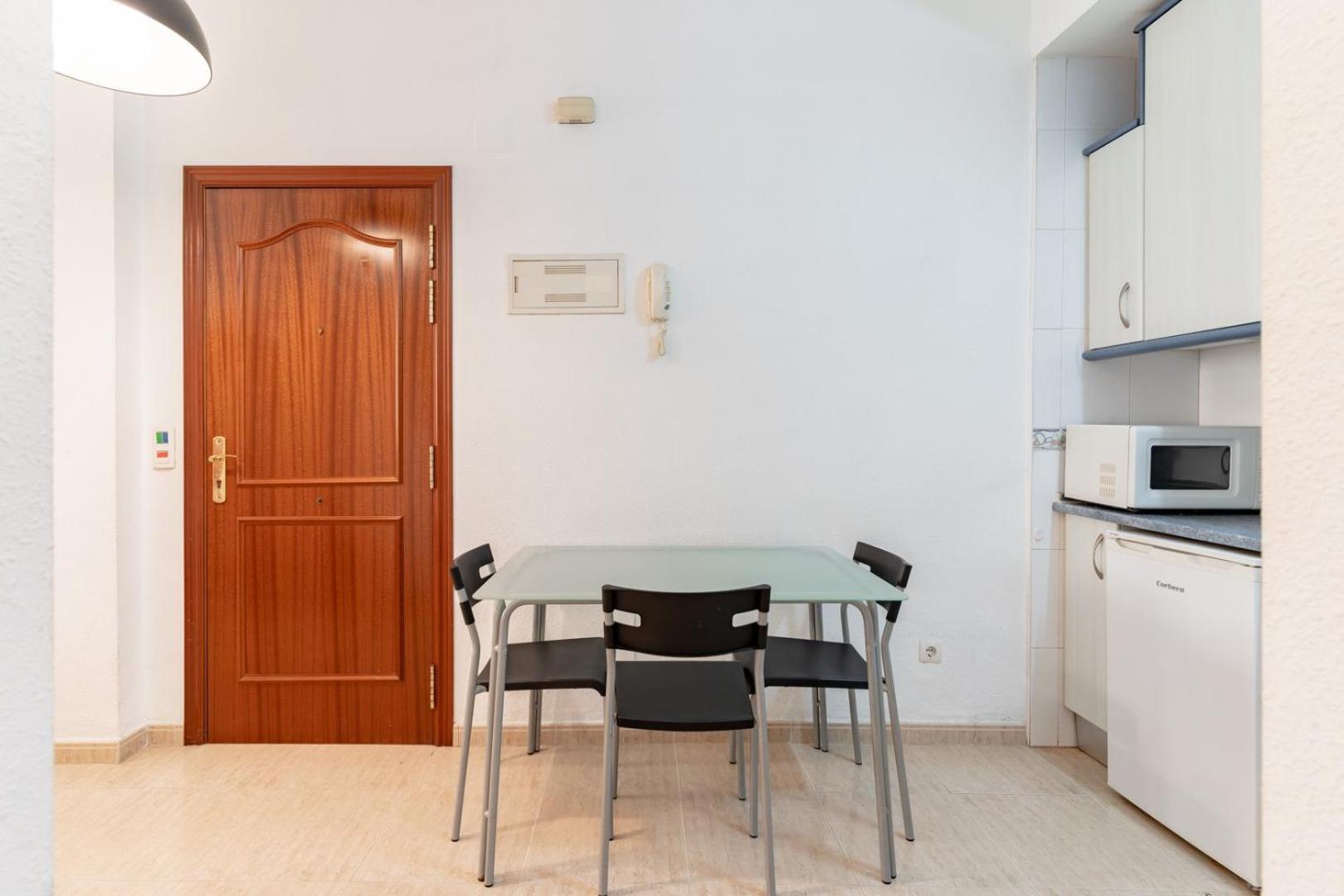 Guestready - Bella Casa En La Plaza De La Merced Malaga Luaran gambar